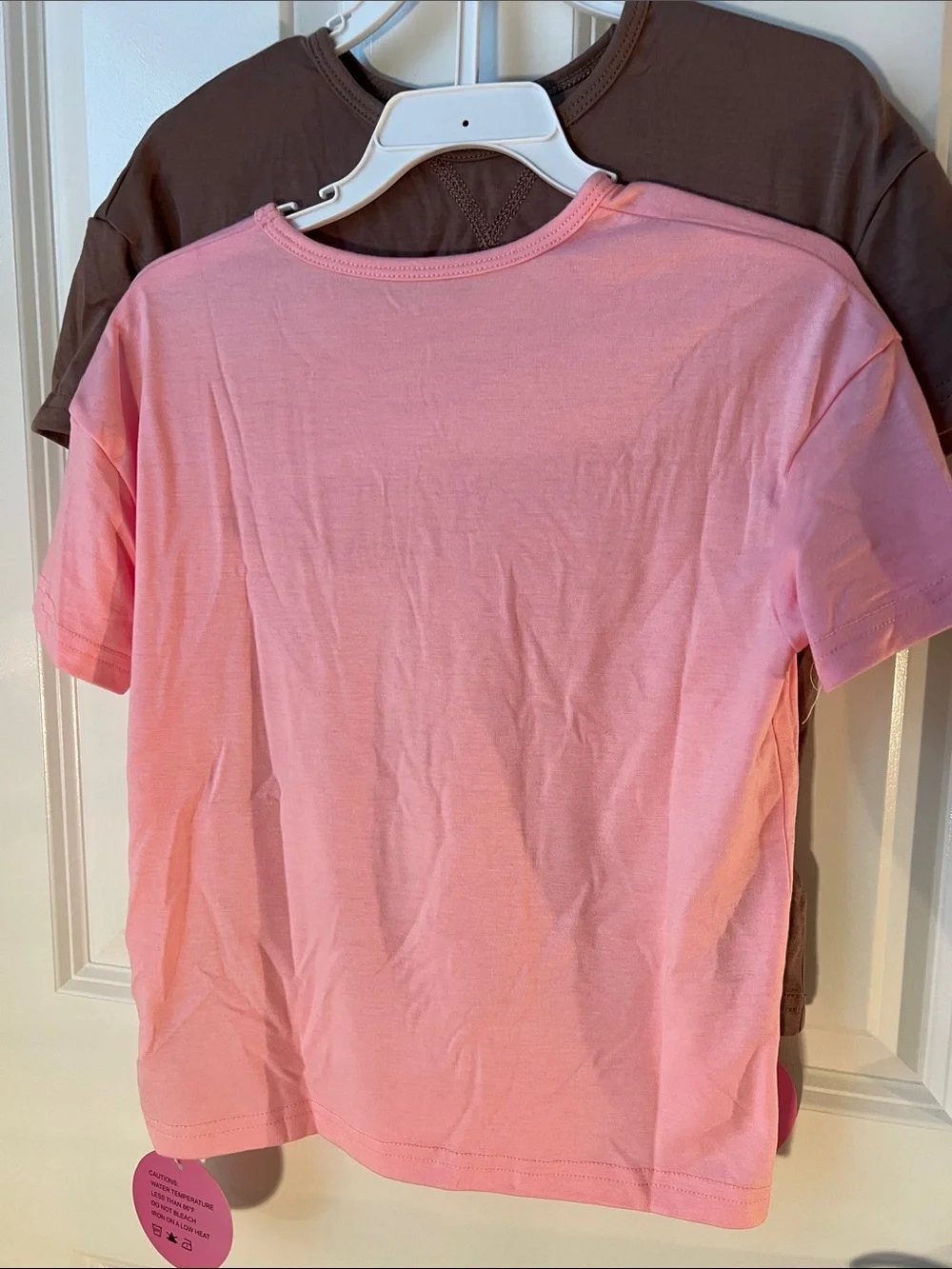 Kids Short Sleeve Tees- Pink & Brown Size 5-6 Lot 2 Shirts New Free Squeeze Cube